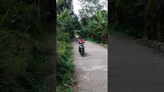 Download lagu Tips belajar motor untuk kaki yg belum sampe... 😅😀😁 mp3 Download lagu Tips belajar motor untuk kaki yg belum sampe... 😅😀😁 mp3