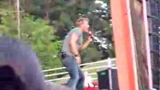 Phil Vassar Singing Little Red Rodeo!!