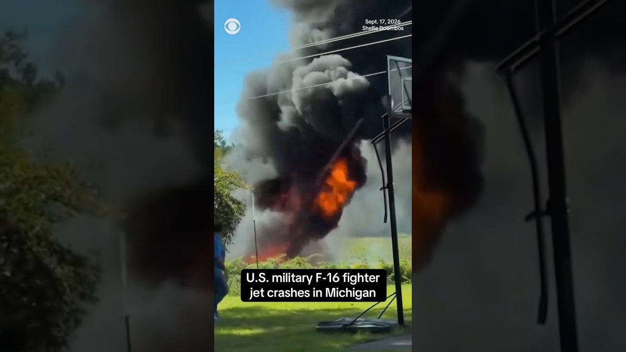 F-16 fighter jet crashes in Grand Traverse County, Michigan