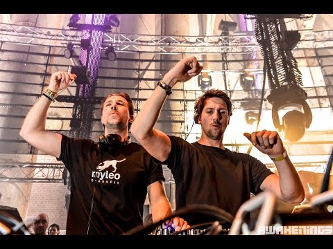 ▶ Pan Pot @ Awakenings Gashouder Carl Cox And Friends 30 Mar 2013 (live video)