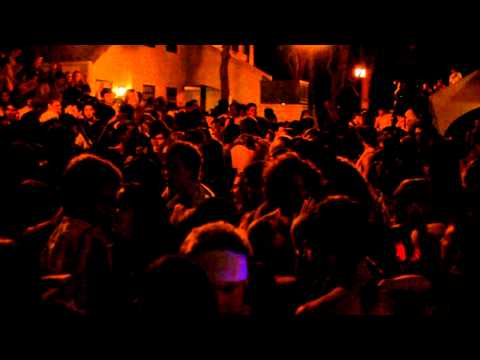 Loose Cannon mixes at the Toga Party