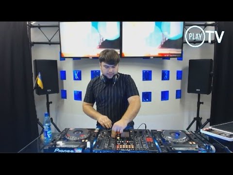Live @PlayTV 21.10.2014 - Roland