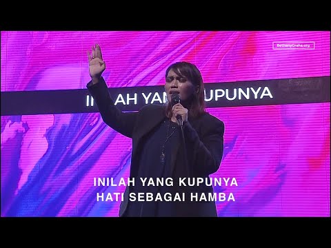 Hati Sebagai Hamba, Yang Kumau Hanya MenyenangkanMu - Bethany Nginden