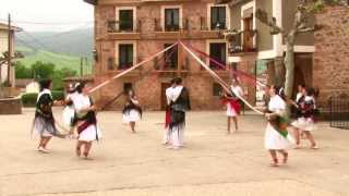preview picture of video 'El Árbol. Grupo de Danzas de Matute'
