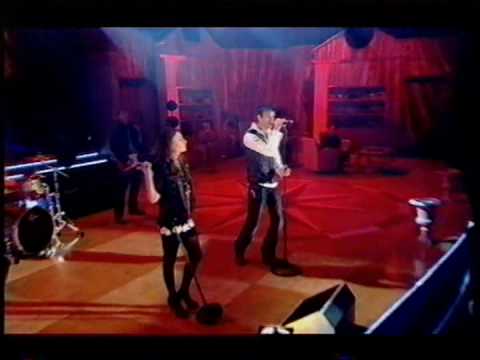 Gabriella Cilmi and Enrique Iglesias - Takin' Back My Love (Live on The Alan Titchmarsh Show)