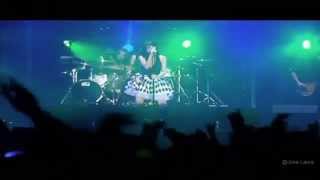 2- Revolucion - Amaral - El comienzo del big bang - Dvd 2005