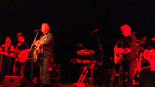 Kevin Costner &amp; Modern West - Famous for killing each other