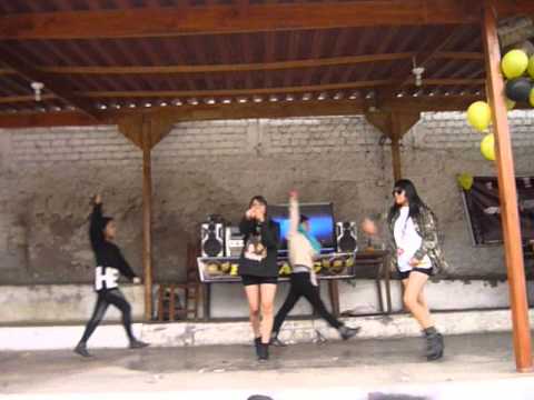 V.I.P Girls  cover 2NE1