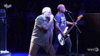 Descendents &quot;I&#39;m The One&quot; On Tour Bonus - Jan. 19, 2017 Episode
