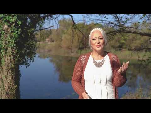 Tanja Šeter -  Ruža na kraj puta (Official video) TRADICIONAL
