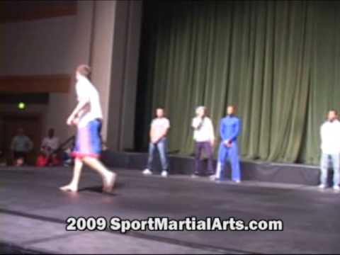 Alex Hunter v Jacob Pinto - Youth tricks finals - 2009 Amerikick Internationals finals