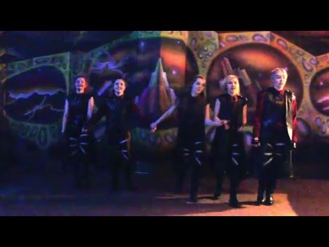K-pop cover dance. Q.I.Energy- "LU:KUS- So into u", p.2