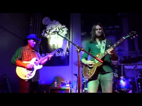 Duane Betts And Berry Oakley - Sensational Sunday Blues Service - Champaign And Reefer