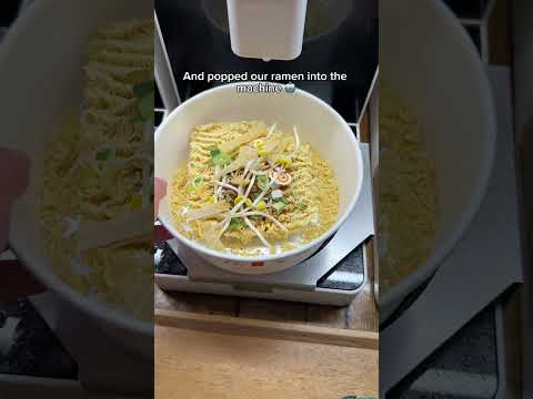 24/7 ramen shop with no staff 😱🍜 Who wants to come?