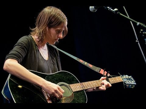 Sera Cahoone - Deer Creek Canyon (Live on KEXP)