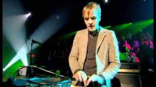 Franz Ferdinand - Do You Want To (Live)