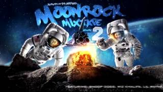 Awake - Snoop Dogg Ft Pharrel Williams (  Dr. Zodiak&#39;s MoonRock Mixtape )