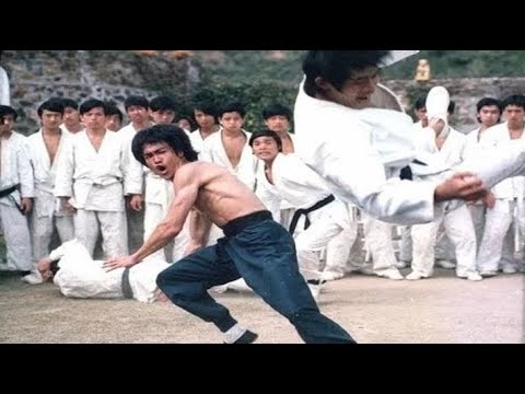 Брюс Ли - Массовый бой с каратистами "Выход дракона "(1973)