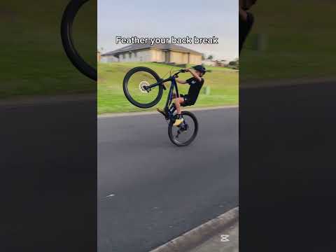 Tutorial #mtb#bicycle#mtbjumps #automobile#riding#mountainbike #wheelie #bike#freeride #cycling #fyp