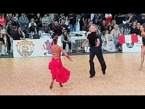 Samba youth 10 dance