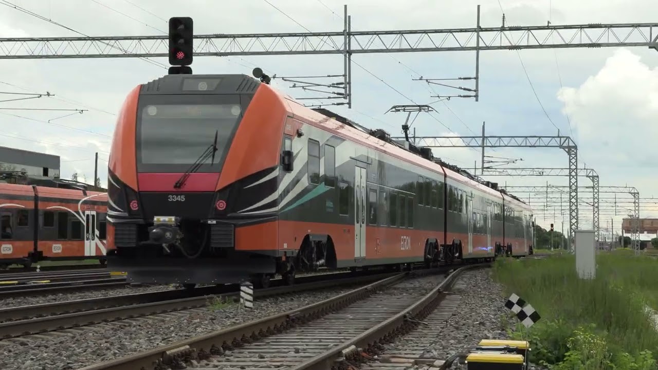 Электропоезд 21Ev-3345 на ст. Тапа / 21Ev-3345 EMU at Tapa station