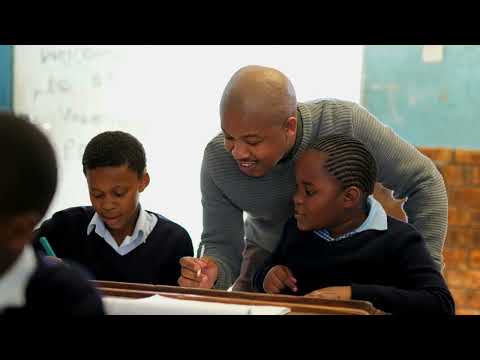 Voiceovers YouTube video thumbnail - Corporate Video Narration - Education