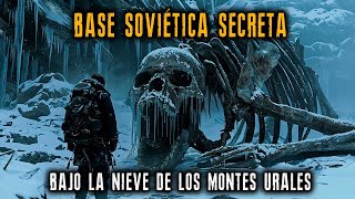 Base secreta soviética, bajo la nieve  de los montes Urales...