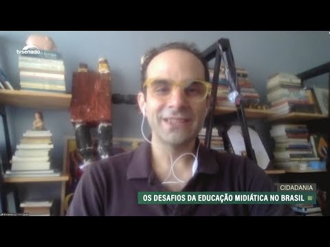 Entenda o que é educação midiática e como ela melhora a produção e o consumo da informação