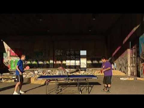 Mørk og Jul - Skæv Simon Jul udfordrer Michael Maze