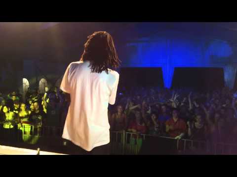 Deadly Hunta - Uprising Reggae Festival 2012 (Part1)