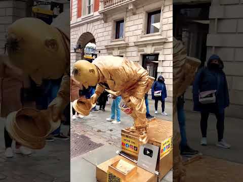 Levitating London Goldman😱! #youtubeshorts #levetating #coventgarden