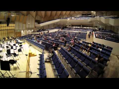 Hae mukaan tiimiin ja tee ihan mitä vaan - Tampere-talo 25 v.