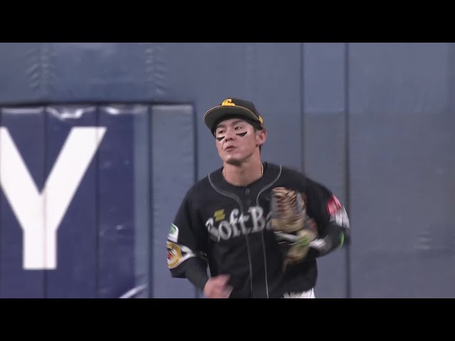 【7回裏】ナイスキャッチ!! ホークス・牧原大成 華麗な守備で流れ渡さず!! 2025年7月8日 オリックス・バファローズ 対 福岡ソフトバンクホークス