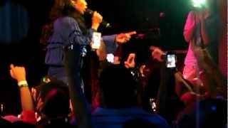 Brandy - Put It Down ft. Chris Brown (Live) [HD]