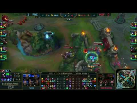 Baby faker showing you how to play kayn mid!