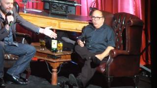 Danny DeVito - Troll Foot - JDIFF