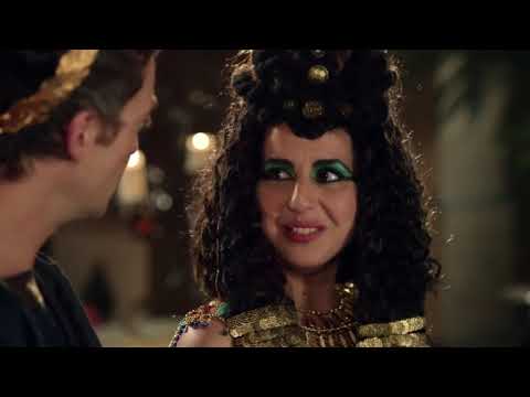 Nadia Roz joue Cléopatre dans Péplum sur M6