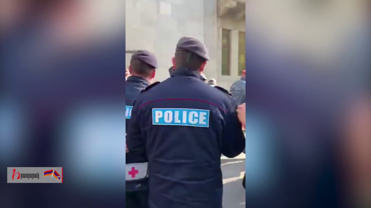 Ես քեզ քրֆե՞լ եմ. Արման Աբովյանը՝ ոստիկաններին