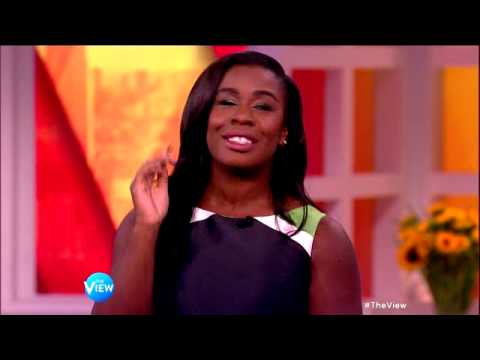 download lagu mp3 mp4 Uzo Aduba Singing, download lagu Uzo Aduba Singing gratis, unduh video klip Uzo Aduba Singing