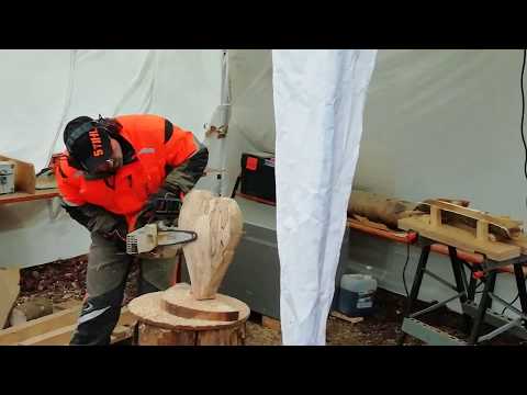 Sthil Motorkättensäge Kunstwerk Vorführung beim WALD WEIHNACHTSMARKT LEINACH Leinacher Waldweihnacht
