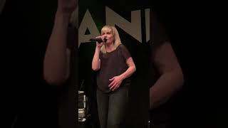 Anna Loos live in Hannover 21-03-19