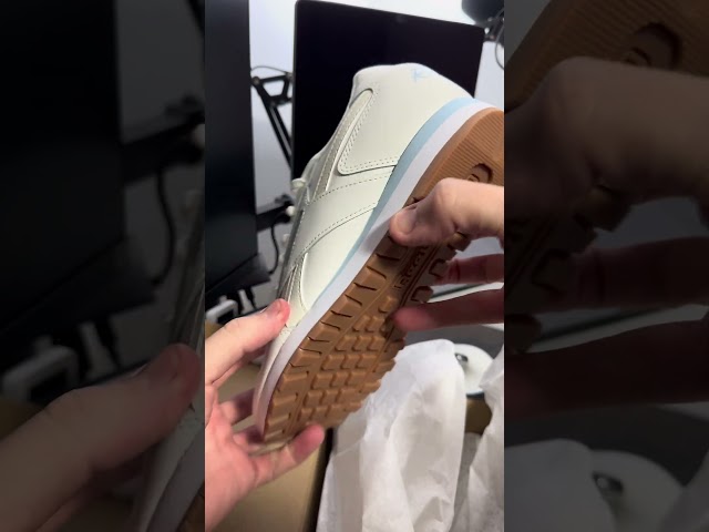 Vídeo relacionado con Reebok Zapatillas Retro Court para Mujer, Color marrón Claro, Talla 37 EU