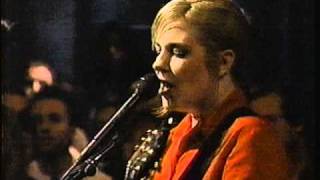 Luscious Jackson - Why Do I Lie ? (live)