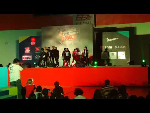 010815Phoenix cover EXO : History + Call Me Baby "Oishi Thailand Cover Dance 2015"