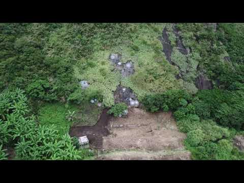 魯碧.司瓦那作品「我們還可以清澈嗎？像nemnem一樣」編織於台11線南下右側63Ｋ石壁上