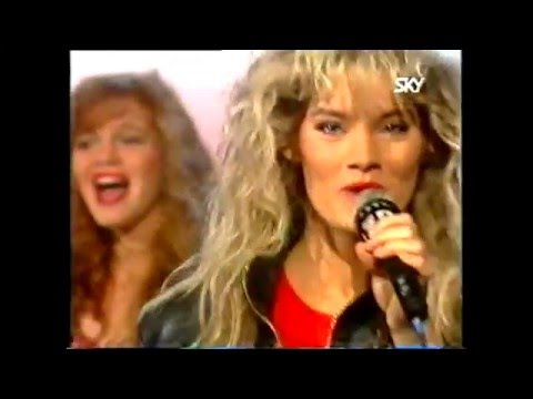 Ankie Bagger - People Say It's In The Air (1988)