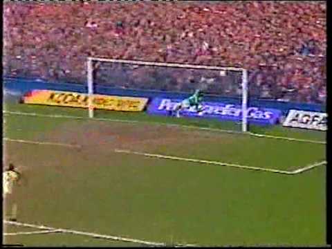 Ronnie Whelan Equaliser v Manchester United - FA Cup Semi Final 1985