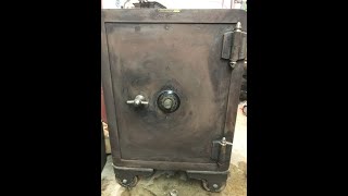 Breaking into locked antique safe! What