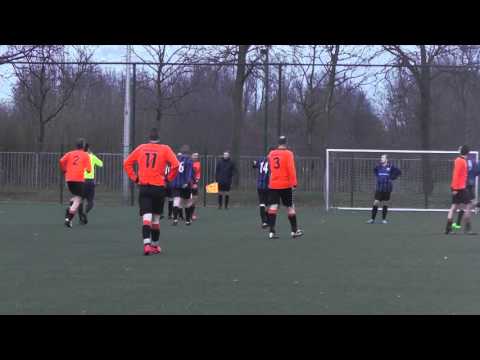 Opjestropdas.nl 5 dec 2015 Vriendenschaar 4 - VV De Meern 8 com 6-2 Penalty?