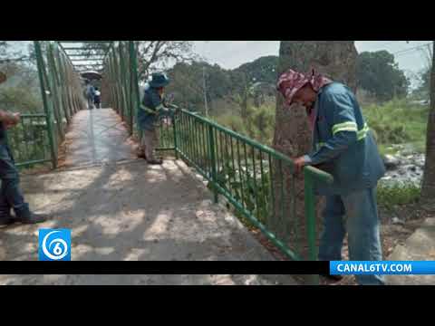 Video: Alcalde de Córdoba realiza montaje de mantenimiento de puente peatonal, para no cumplir